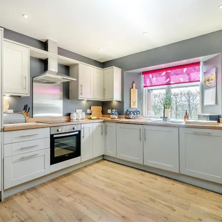 3 Bed In Underskiddaw Oc-r39064 * Applethwaite