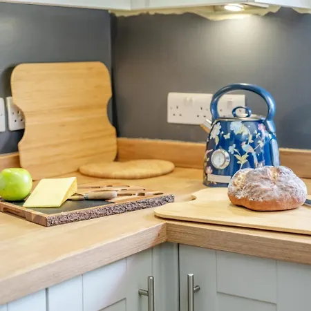 3 Bed In Underskiddaw Oc-r39064 *